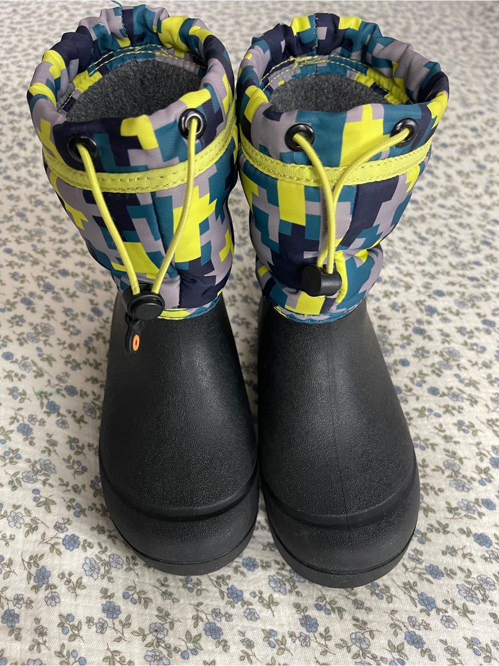 Bogs Kids Snow Shell Boot - Picture 3 of 6